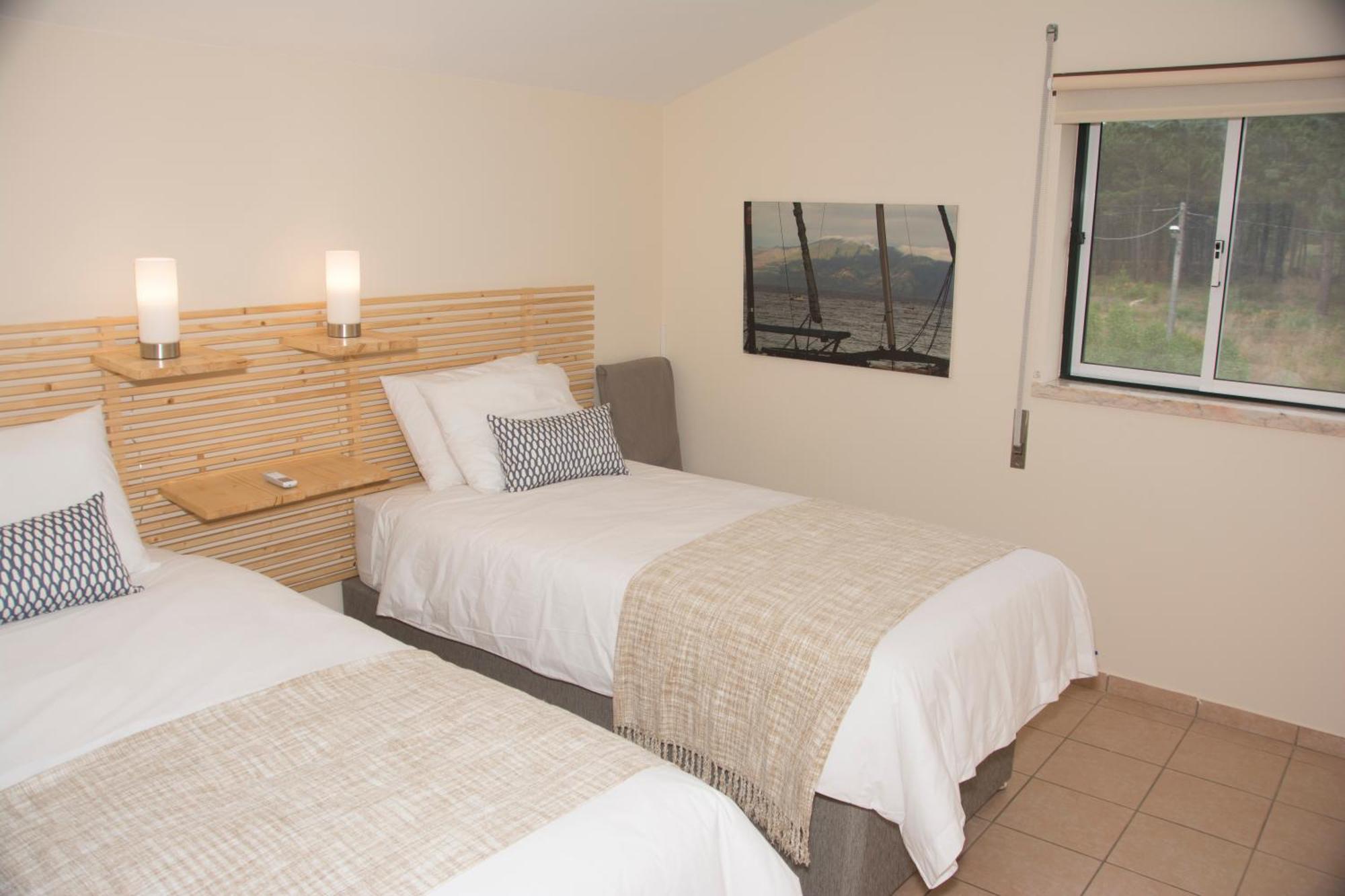 The Fig Boutique Suites Salir de Porto Bilik gambar