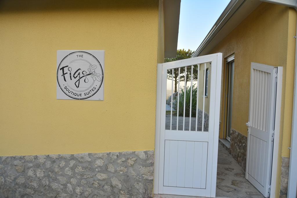 The Fig Boutique Suites Salir de Porto Luaran gambar